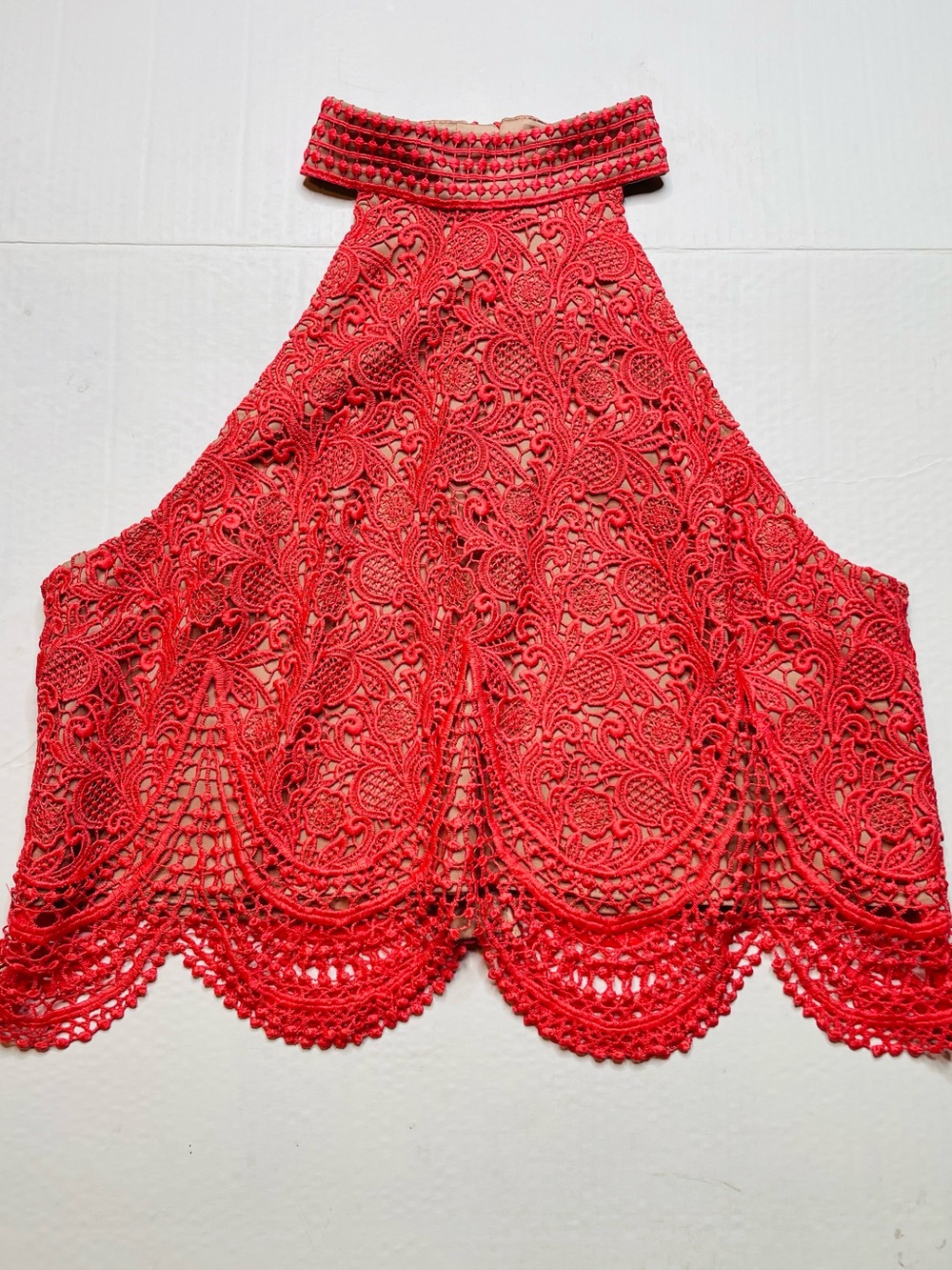 Stylestalker Lace Overlay Tank - Picture 3 of 10